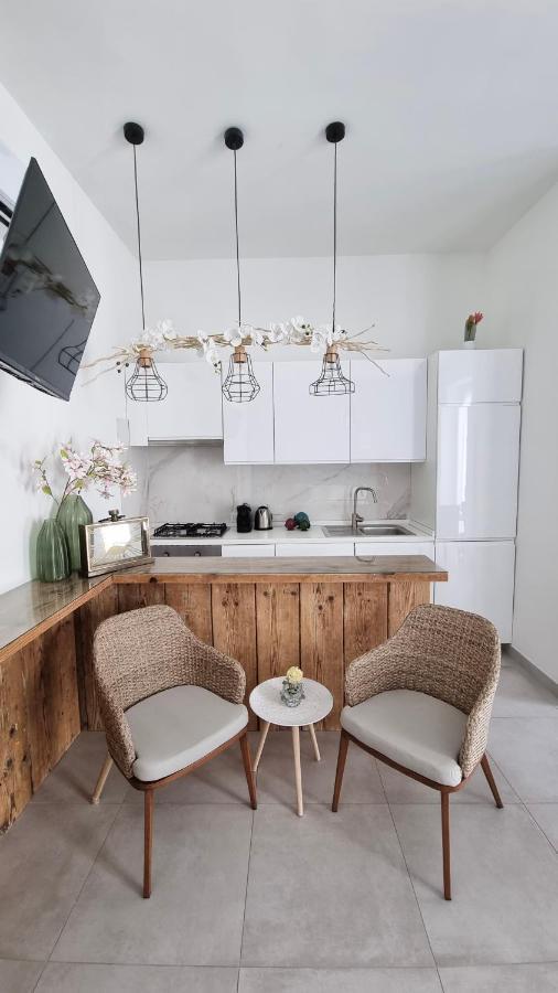 Bed and Breakfast Dimora Giusti Lecce Esterno foto
